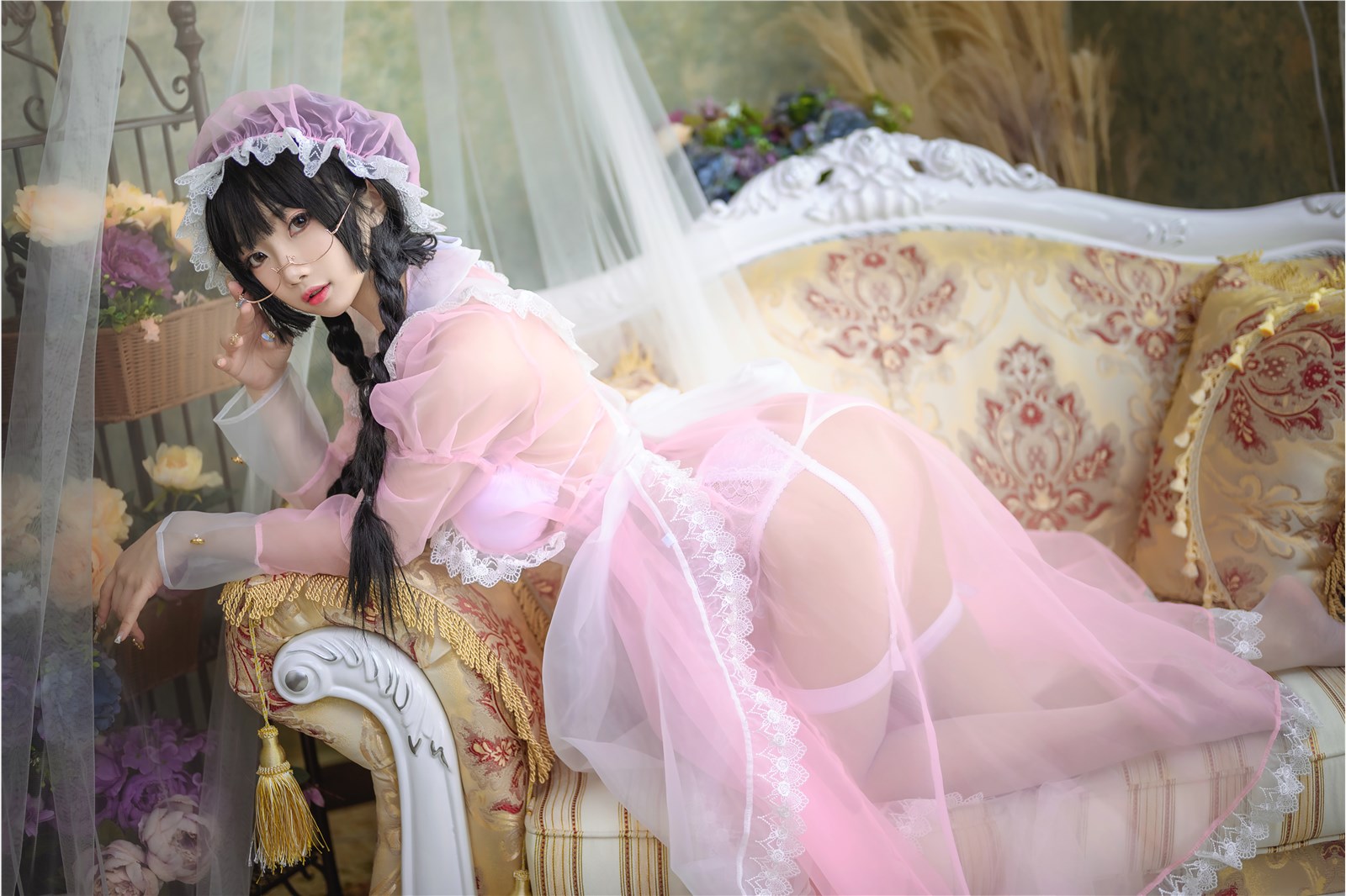 Is the ghost animal Yao in the transparent maid(1)